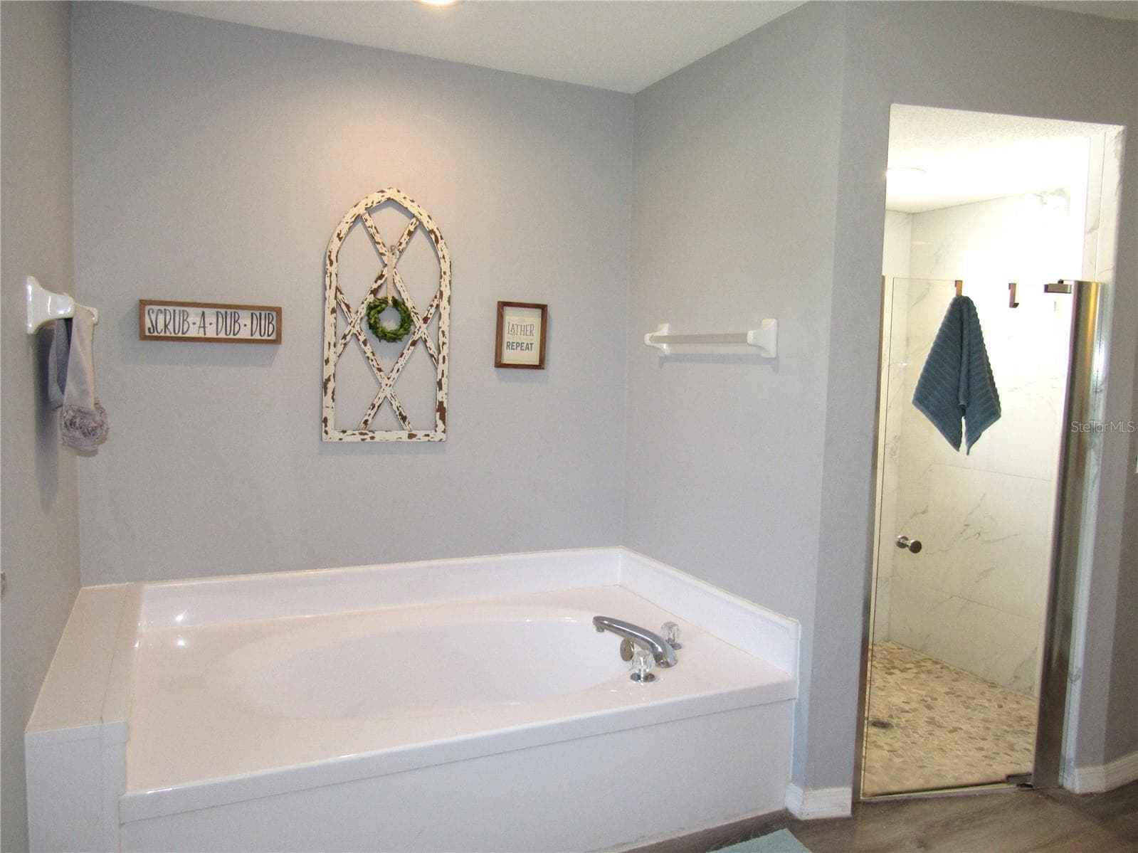 Single Family Residence at 23081 AMBASSADOR AVE, PORT CHARLOTTE, photo 21 of 32