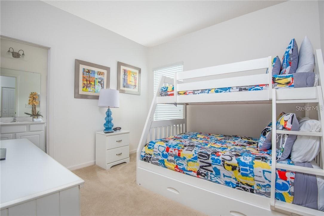 Not all furniture stays - 3850 OAKVILLE AVE, KISSIMMEE