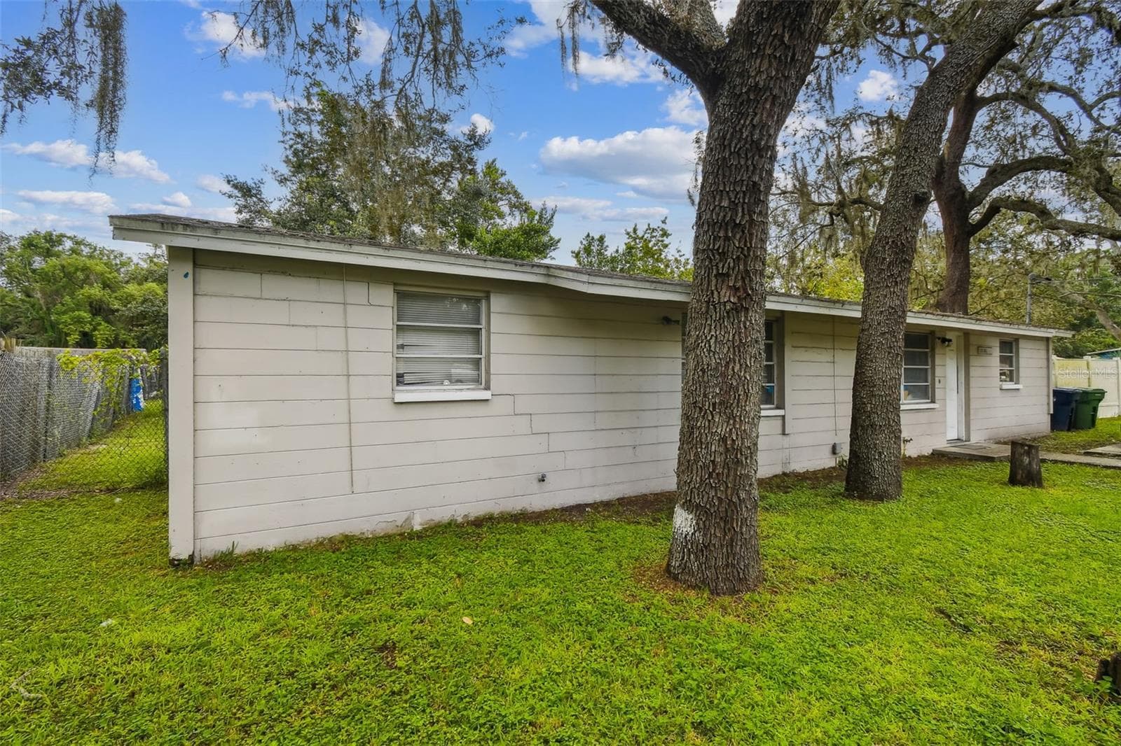 Single Family Residence at 10101 N 11TH ST, TAMPA, photo 11 of 13