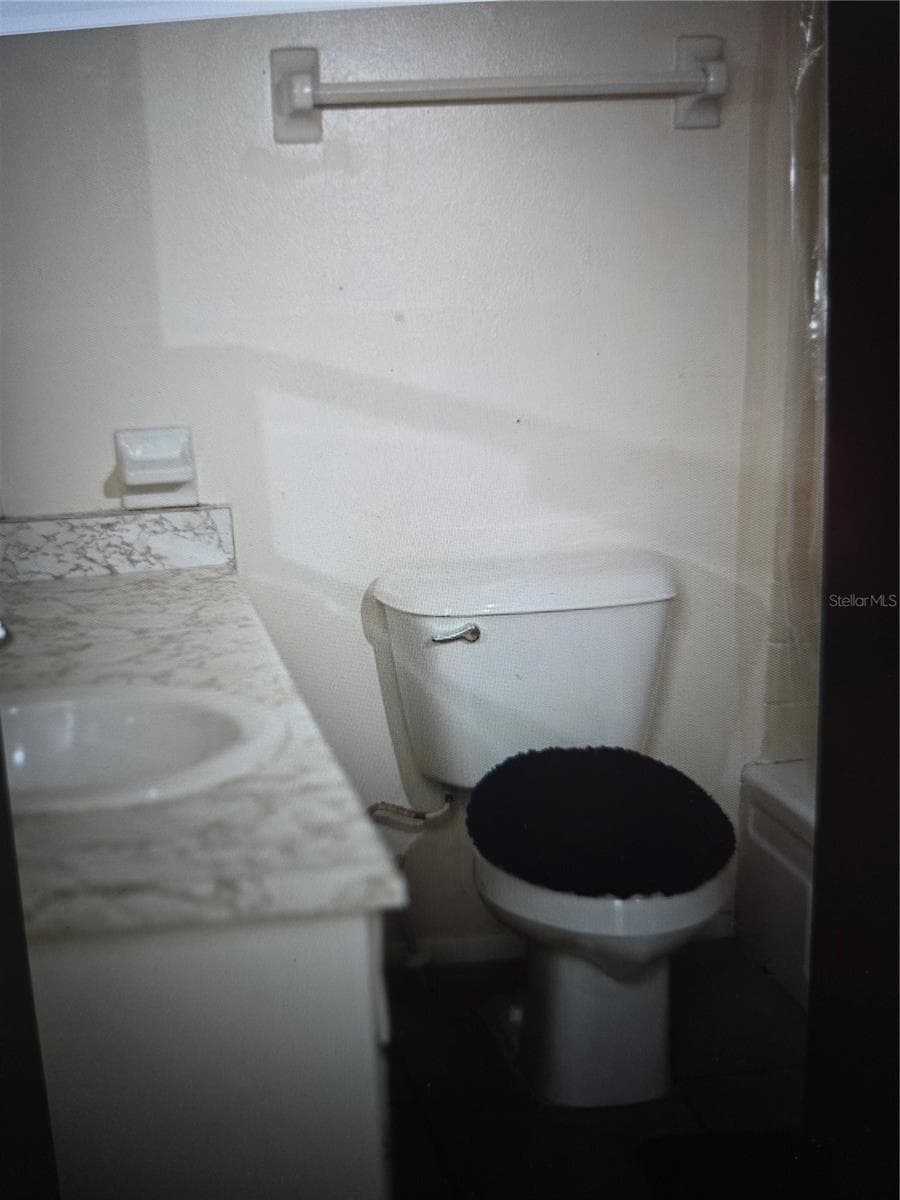 Condominium at 1935 CONWAY DR #05, ORLANDO, photo 29 of 36