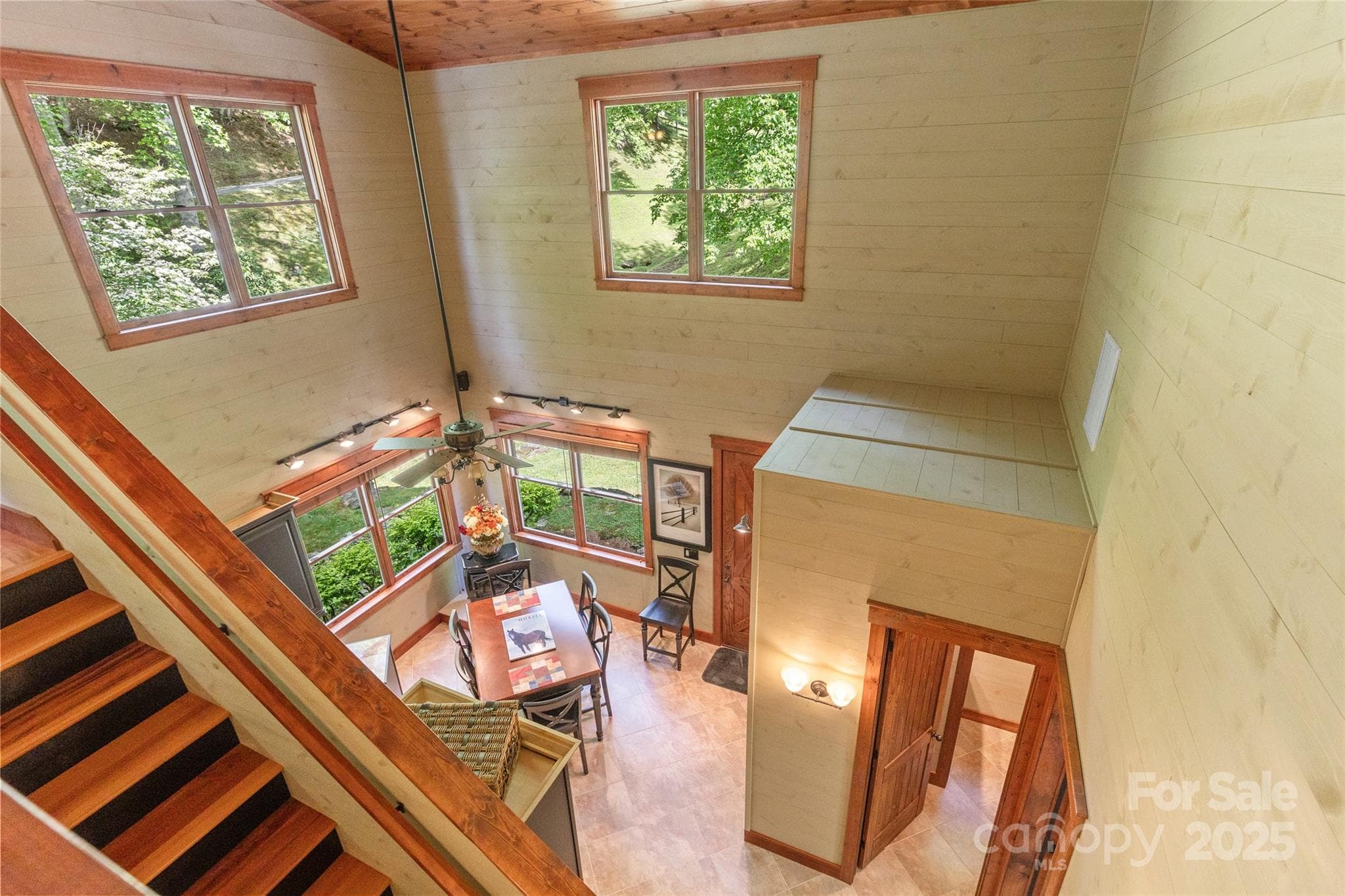 Single Family Residence at Sylva, photo 18 of 48