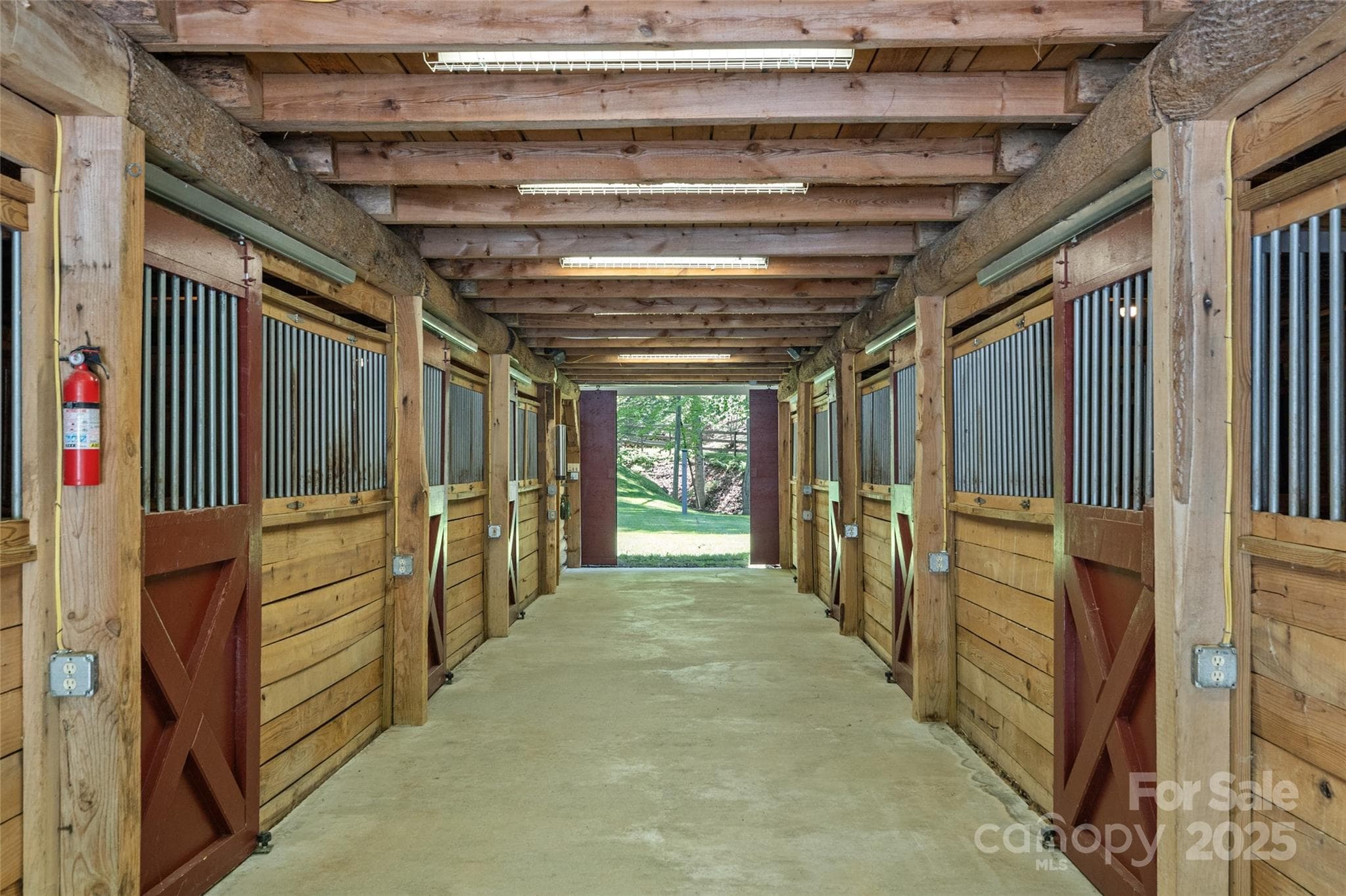Single Family Residence at Sylva, photo 41 of 48