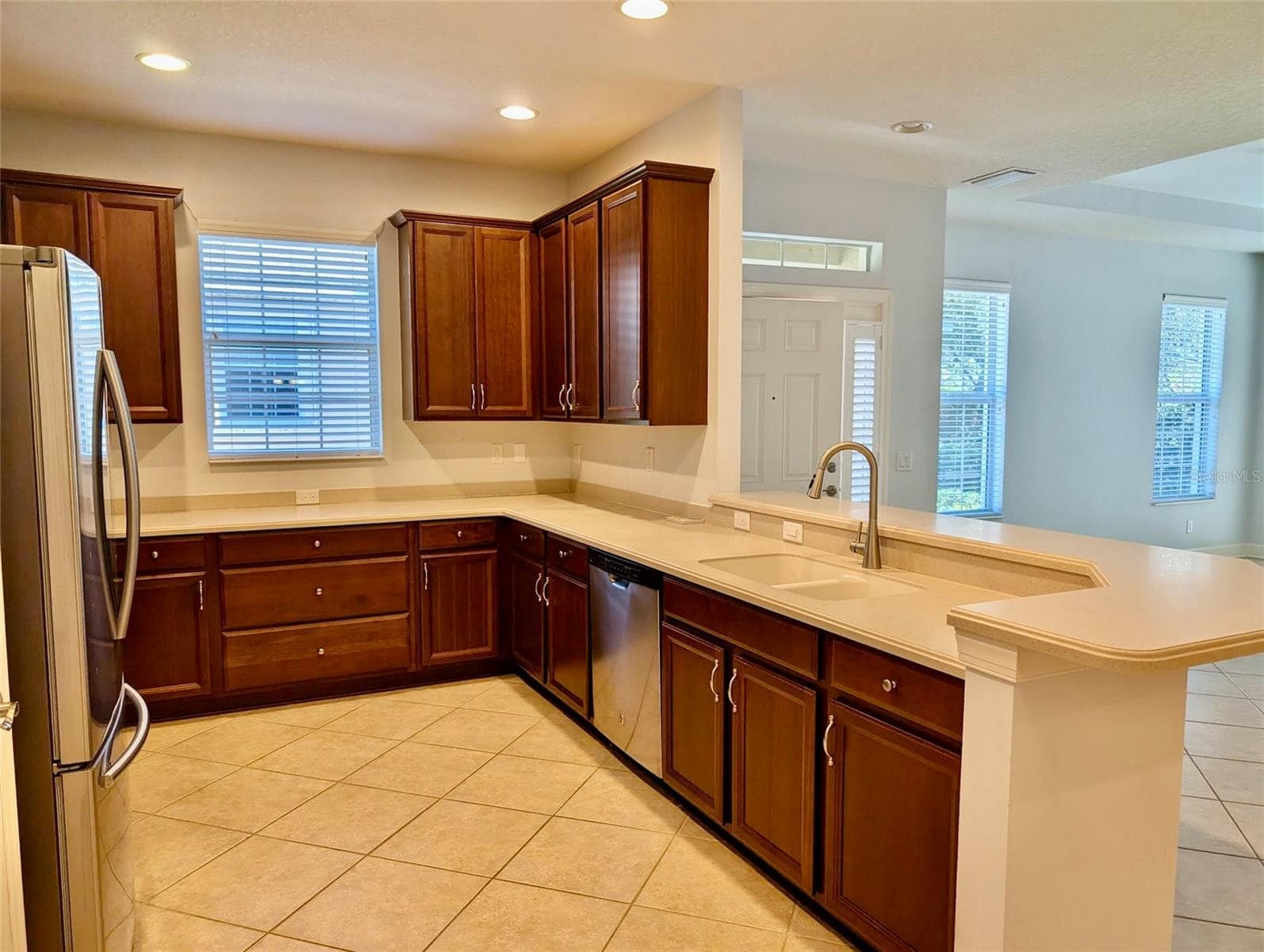 Villa at 2585 CORTENOVA CT, VENICE, photo 14 of 55