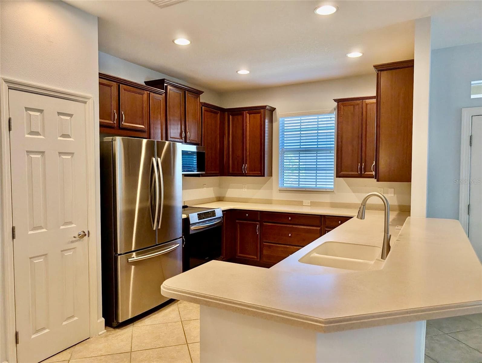 Villa at 2585 CORTENOVA CT, VENICE, photo 4 of 55