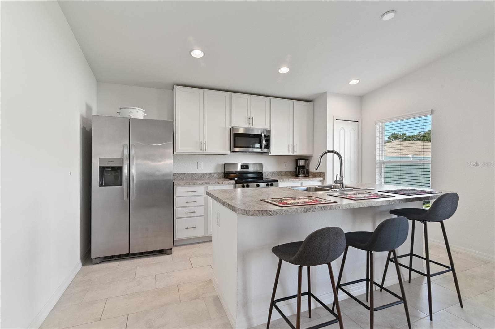 Single Family Residence at 1821 THOMPSON PRESERVE BLVD, BARTOW, photo 11 of 34