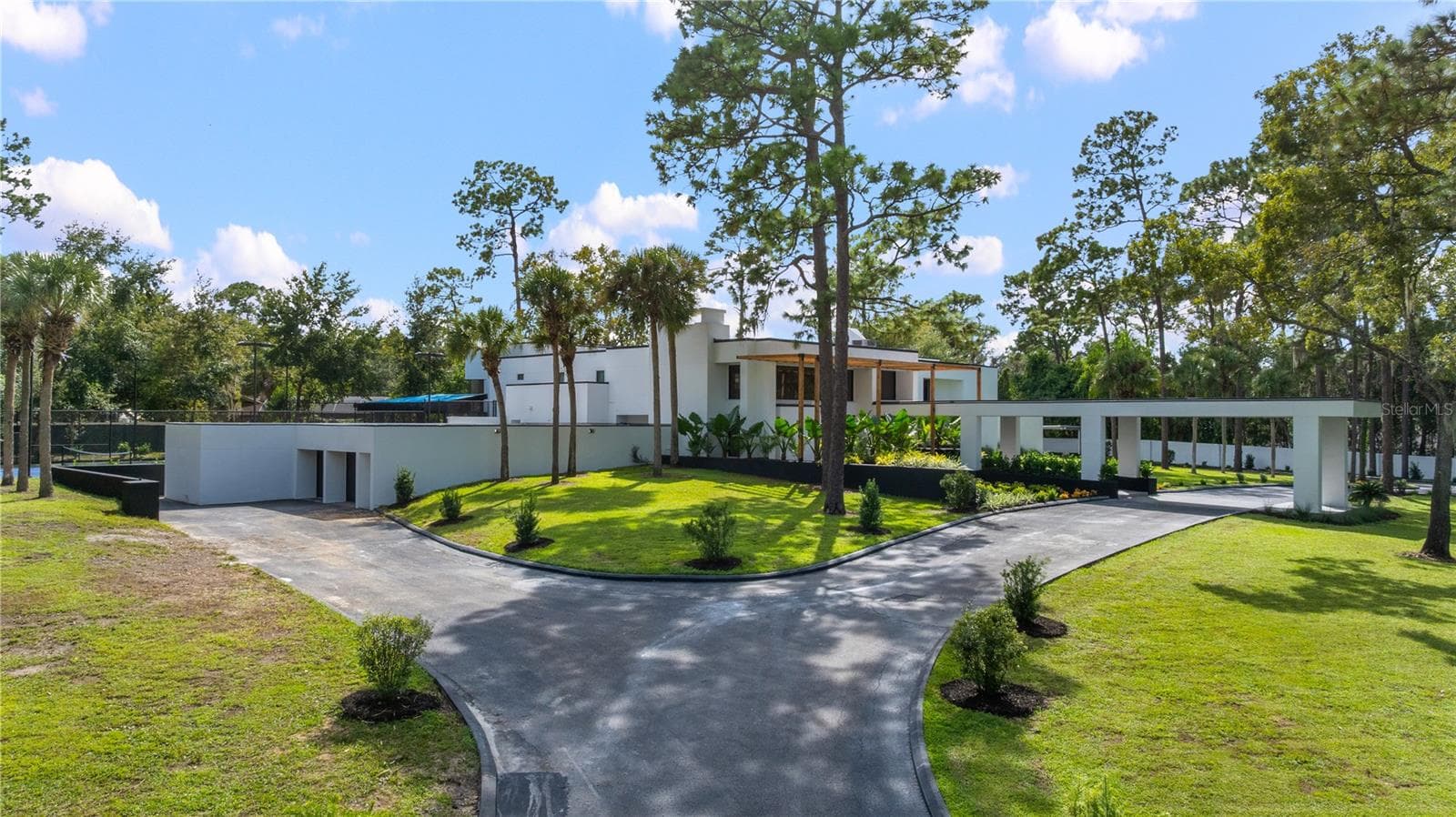Single Family Residence at 808 SWEETWATER CLUB BLVD, LONGWOOD, photo 4 of 65