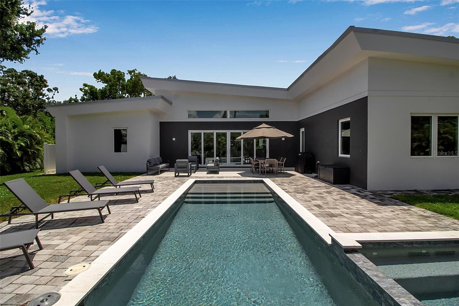 Pool and Spa - 2231 WOOD ST, SARASOTA