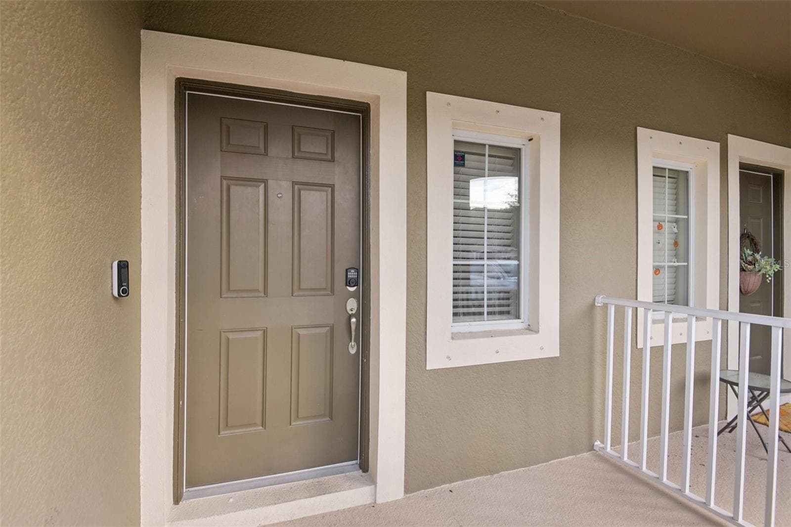 Townhouse at 7046 TOWNE LAKE RD, RIVERVIEW, photo 6 of 47