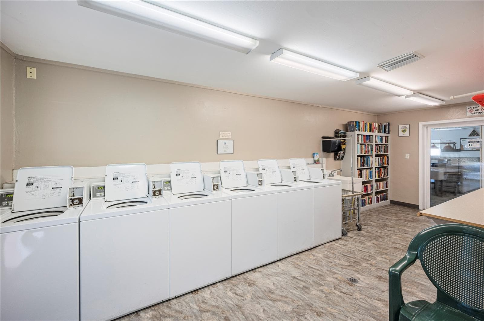 Community Laundry facilities! - 1 BEAVERKILL DR, LAKE WALES