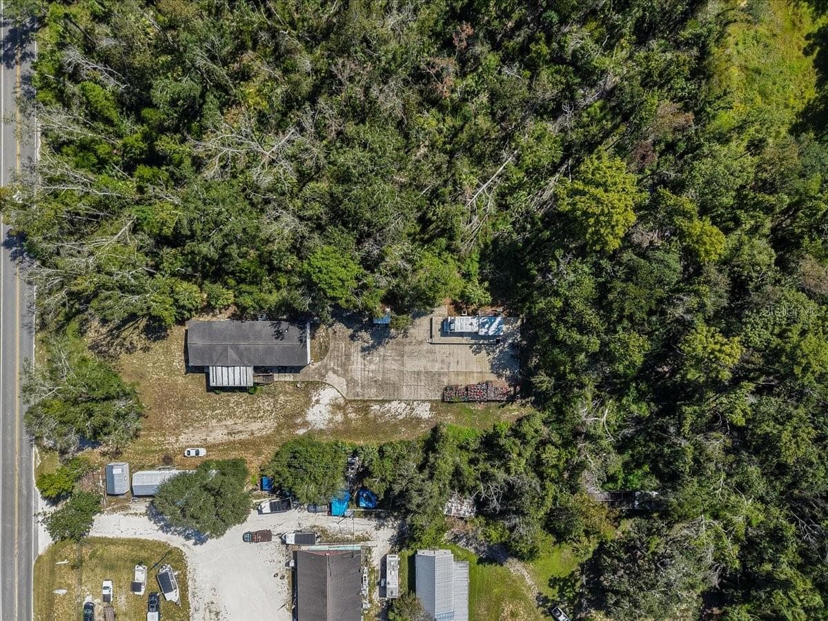Manufactured Home at 4945 SW 358 HWY, STEINHATCHEE, photo 33 of 36