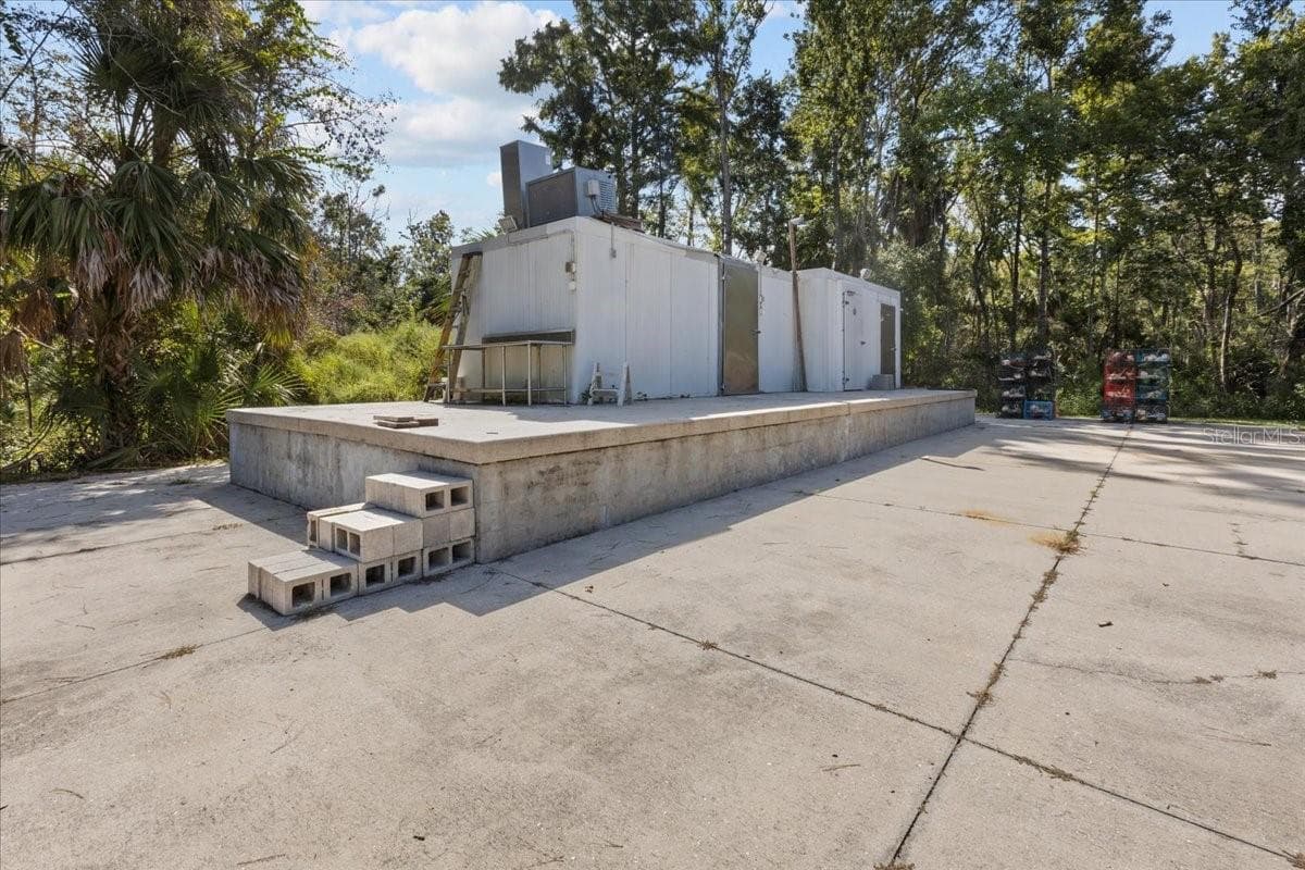 Manufactured Home at 4945 SW 358 HWY, STEINHATCHEE, photo 36 of 36