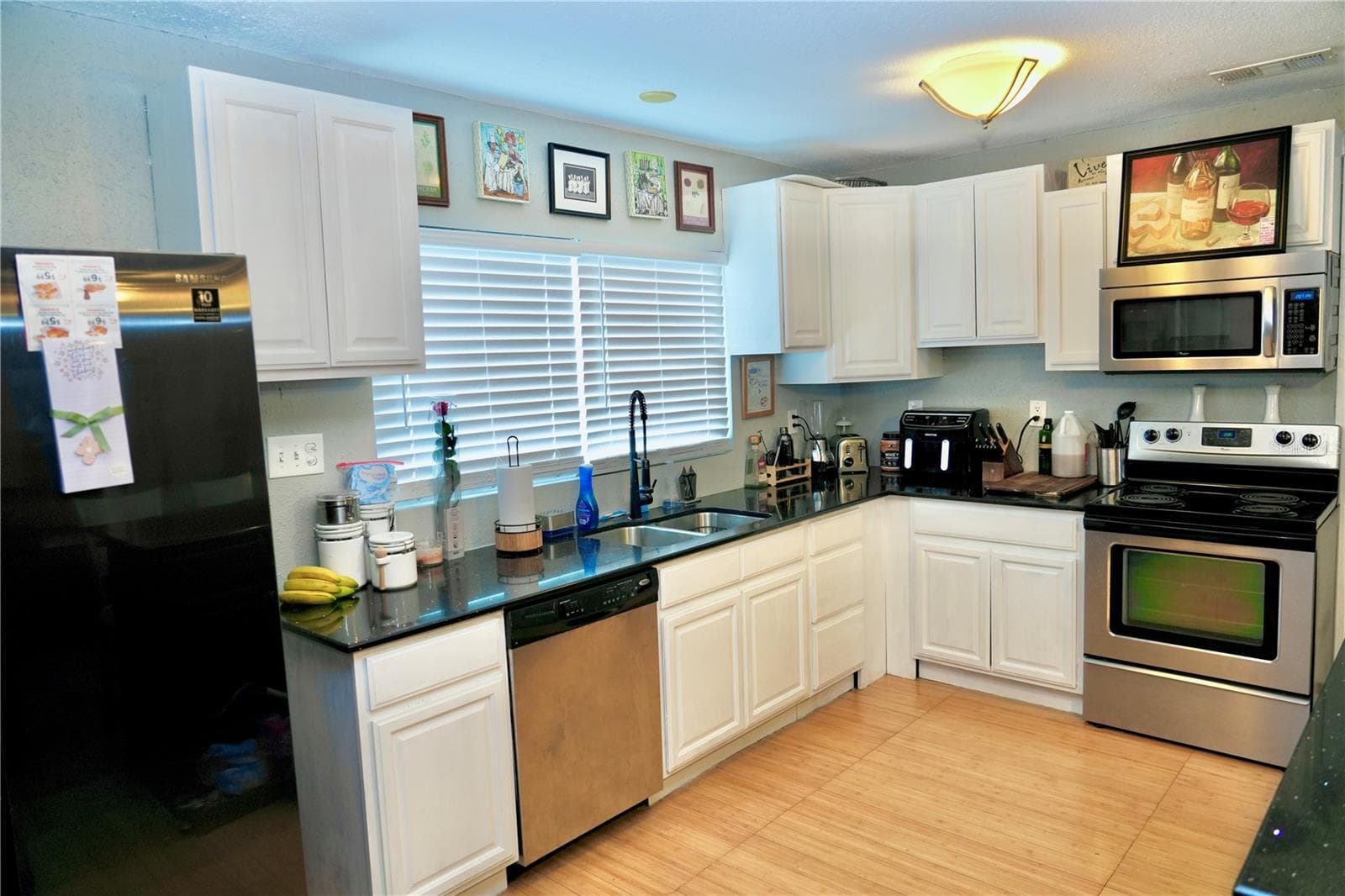 Single Family Residence at WILMA SOUTH, TAMPA, photo 8 of 29