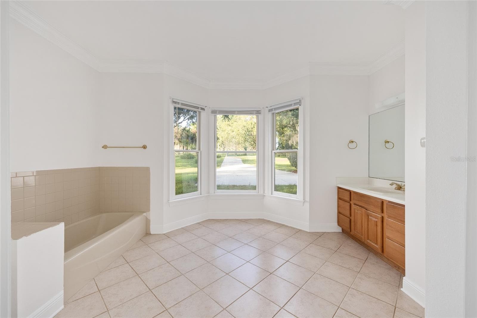 Single Family Residence at 6581 S MAGNOLIA AVE, OCALA, photo 20 of 64