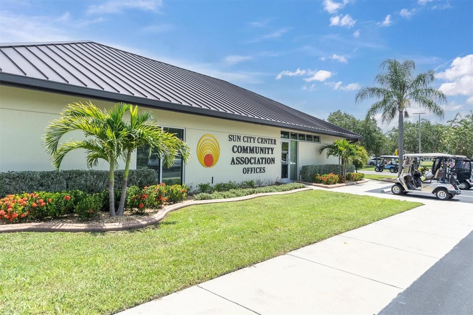 Sun City Center Community Association Offices - 301 THORN HILL PL, SUN CITY CENTER