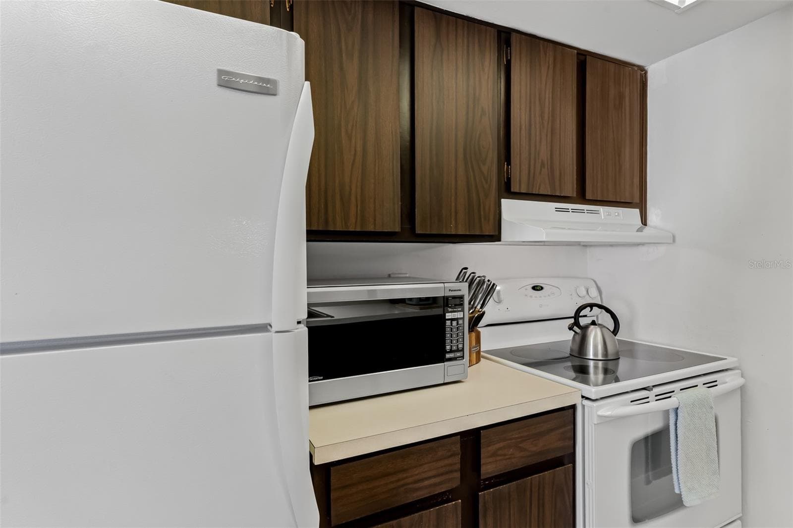 Kitchen - 12760 INDIAN ROCKS RD #546, LARGO
