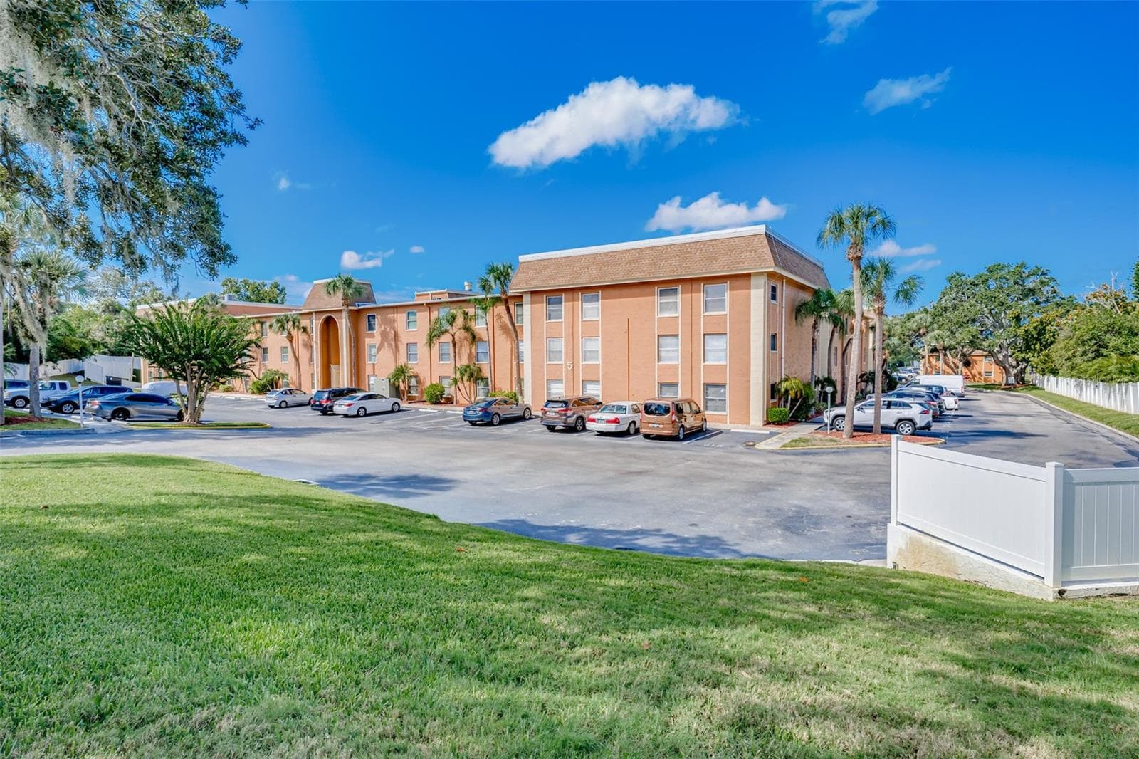 Building #5 - 12760 INDIAN ROCKS RD #546, LARGO