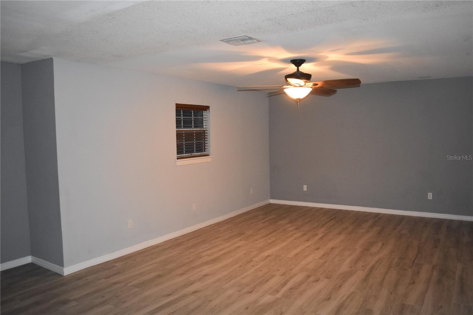 Master Room - 1722 NW 35 ST, OCALA