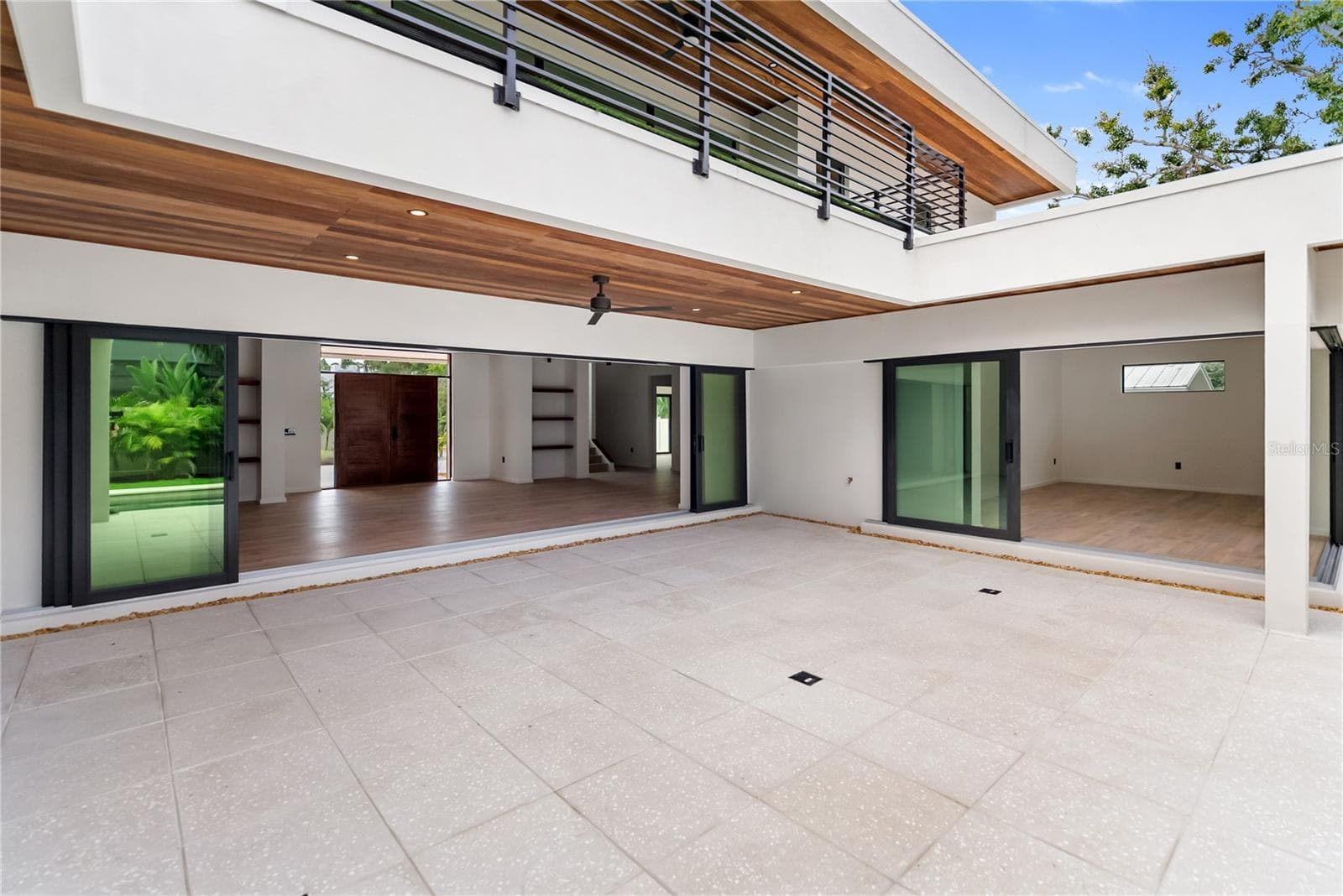 Outdoor living area - 1759 WALDEMERE ST, SARASOTA