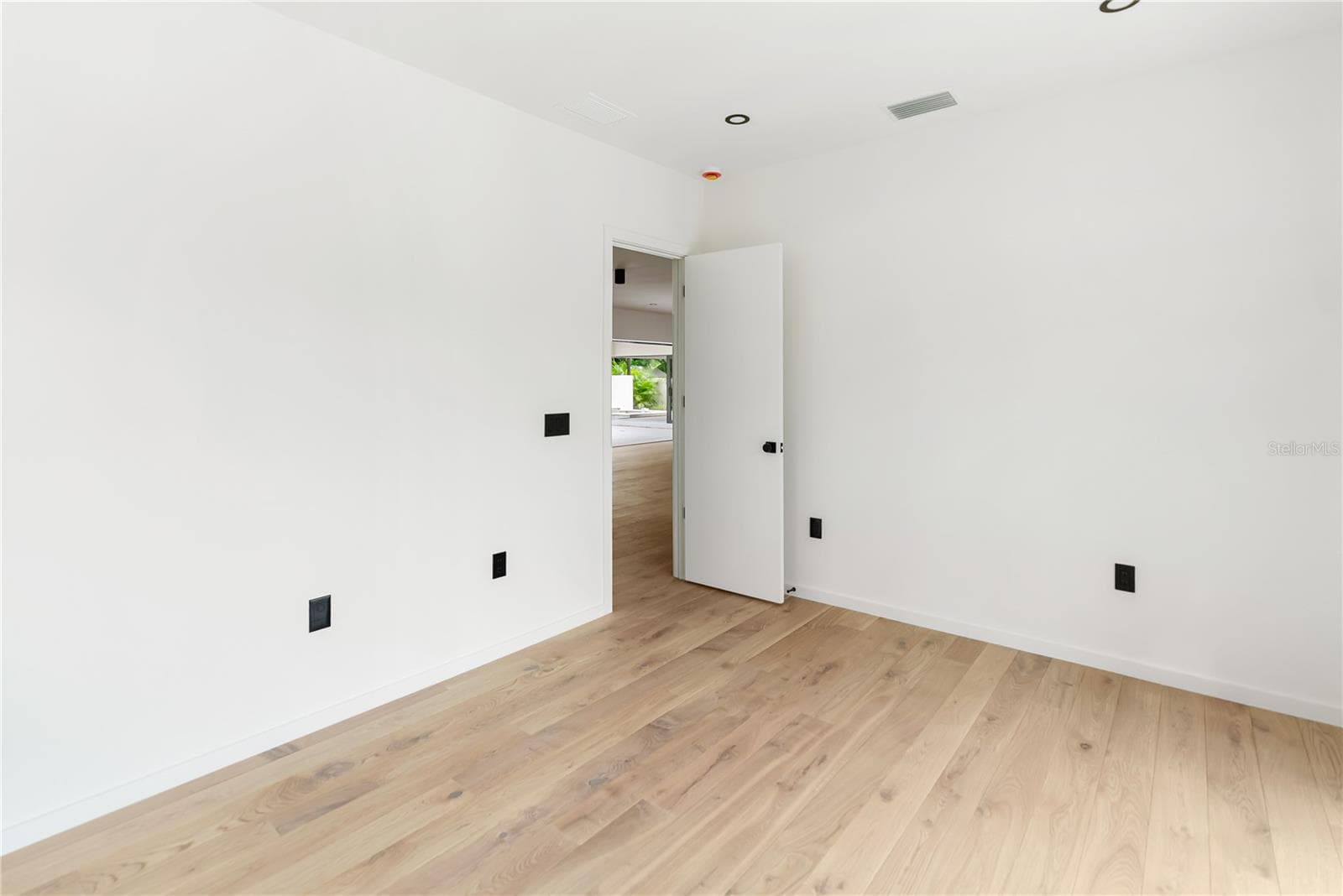 Office - 1759 WALDEMERE ST, SARASOTA