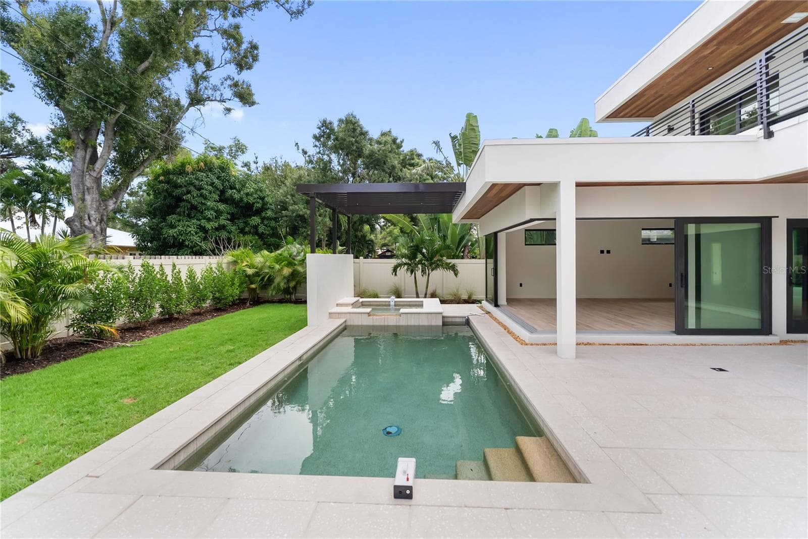 Pool & spa - 1759 WALDEMERE ST, SARASOTA
