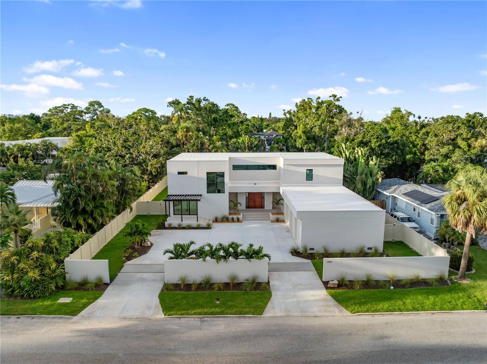 Exterior with fence - 1759 WALDEMERE ST, SARASOTA