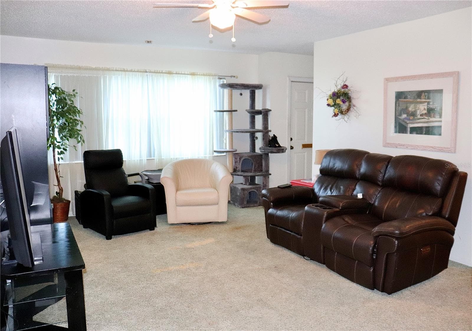 Condominium at 6990 VERSAILLES N #6990, PINELLAS PARK, photo 8 of 14