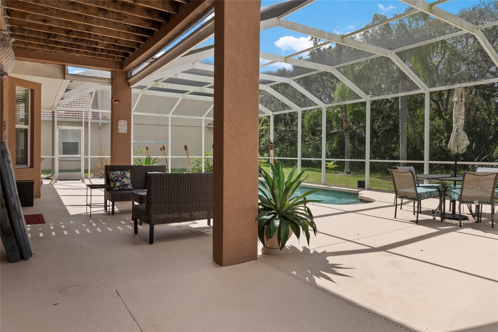 Single Family Residence at 8746 STONE HARBOUR LOOP, BRADENTON, photo 42 of 71