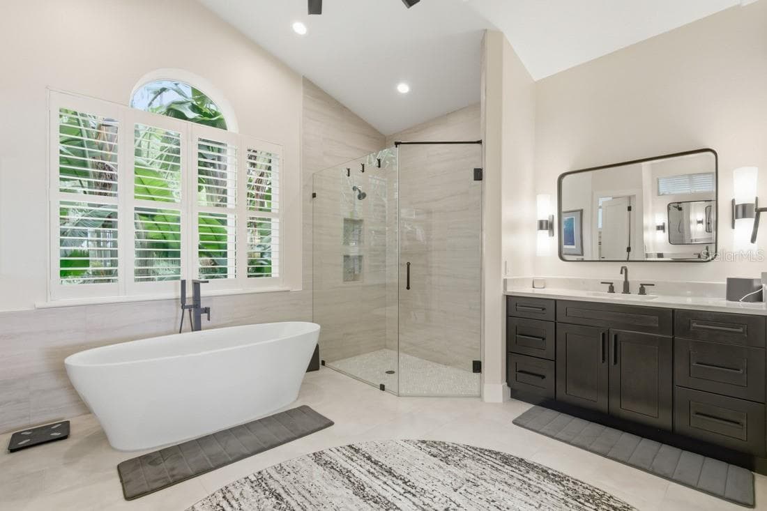 Primary Bath - 4733 CHULUOTA RD, ORLANDO