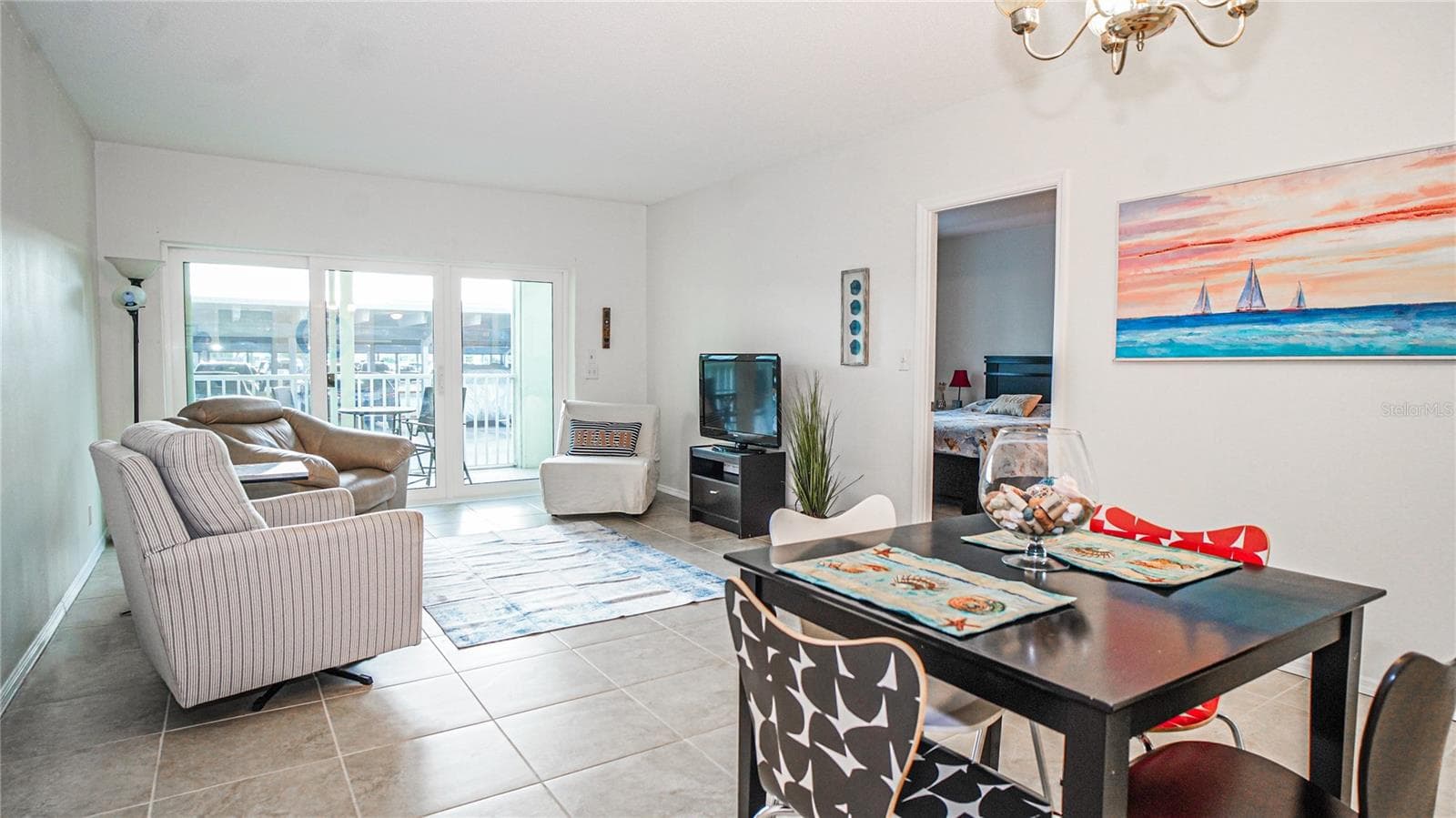 Spacious Living Area - 420 64TH AVE #101, ST PETE BEACH