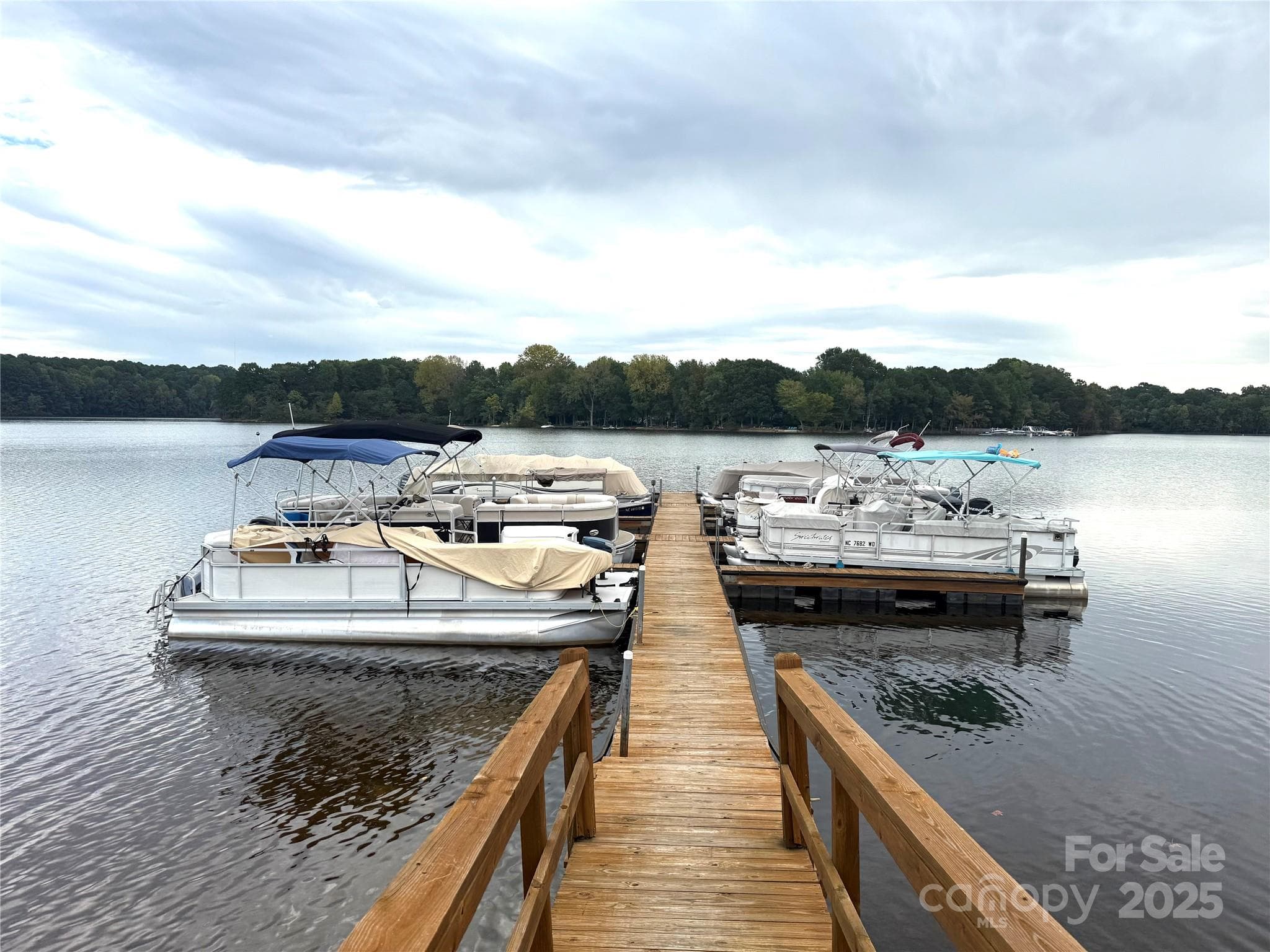 No waiting for a boat slip! It is included!! - Davidson
