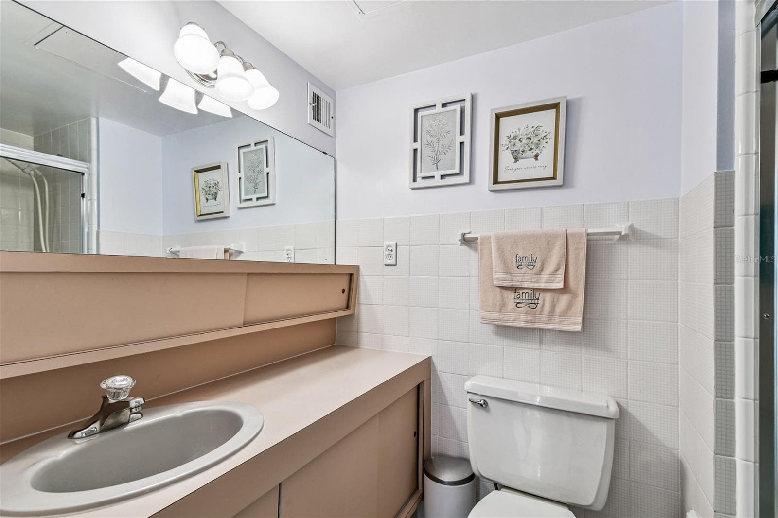 Condominium at 31 ISLAND WAY #609, CLEARWATER BEACH, photo 20 of 65