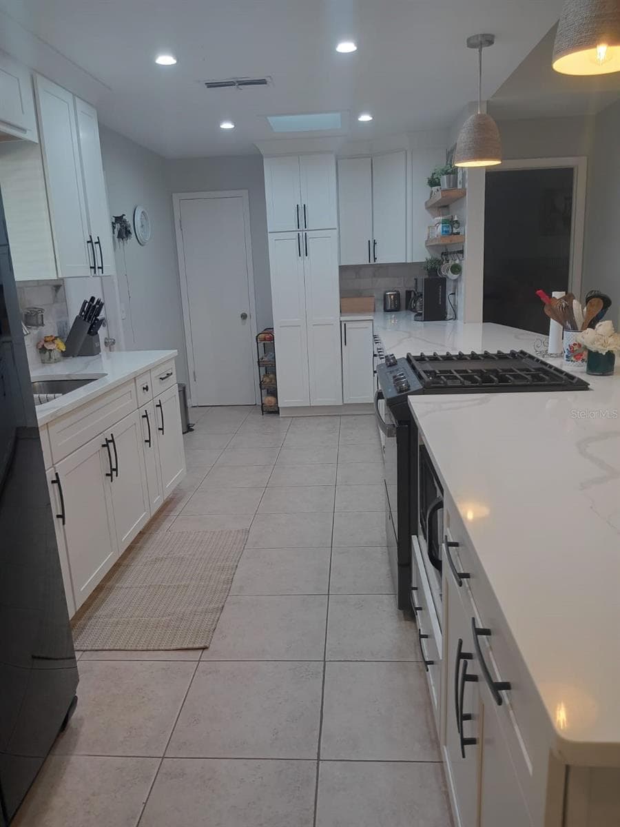Single Family Residence at 10700 GARDENWOOD RD, ORLANDO, photo 5 of 23