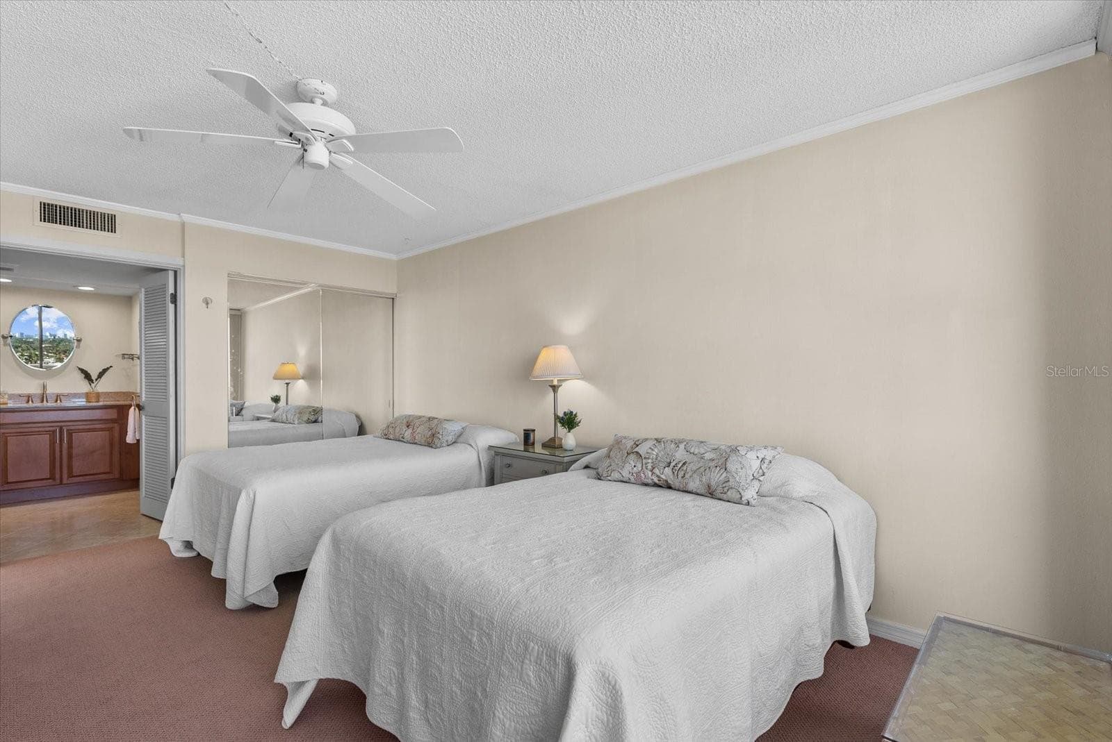 Condominium at 5400 OCEAN BLVD #9-4, SARASOTA, photo 44 of 54