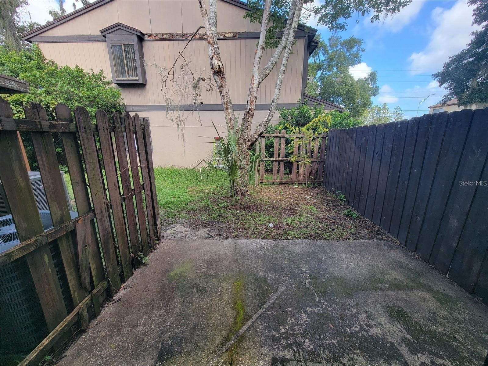 Townhouse at 3625 NE 20TH PL, OCALA, photo 9 of 10