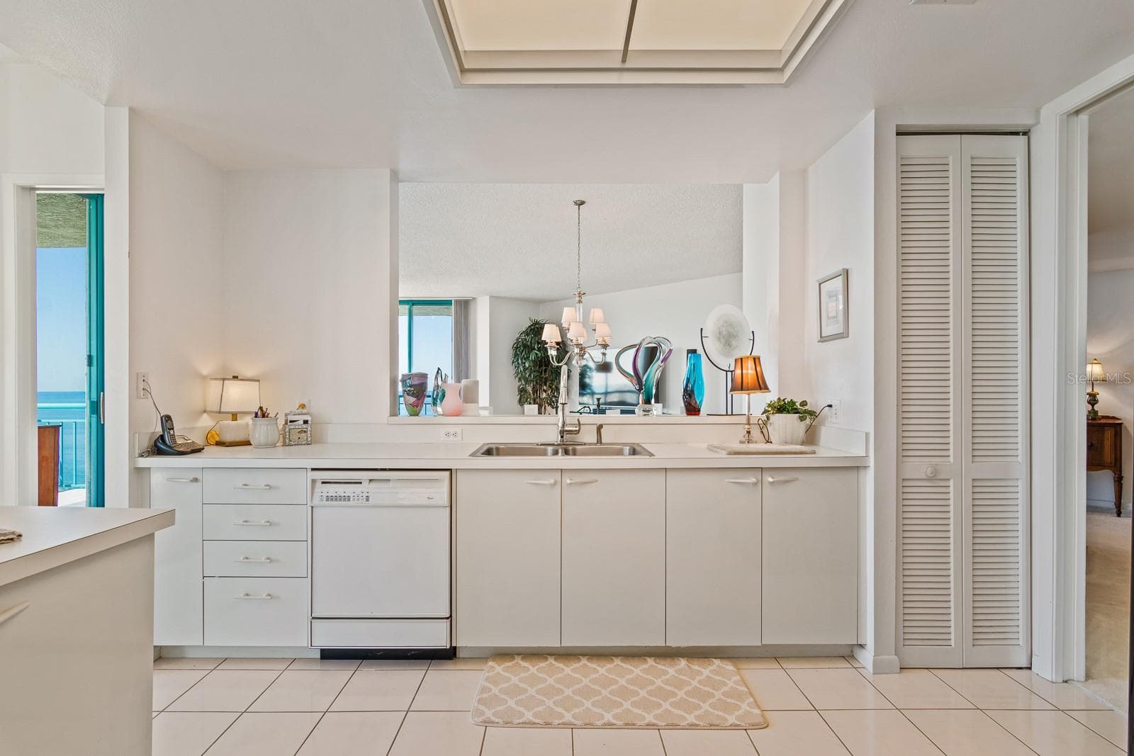 Kitchen - 1560 GULF BLVD #1507, CLEARWATER BEACH