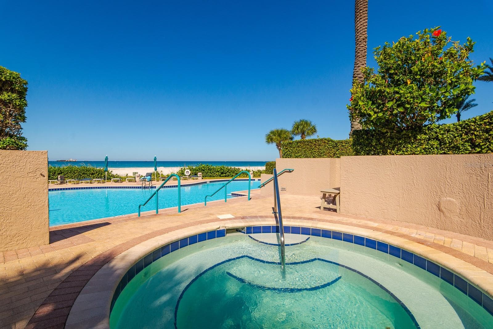 Spa - 1560 GULF BLVD #1507, CLEARWATER BEACH