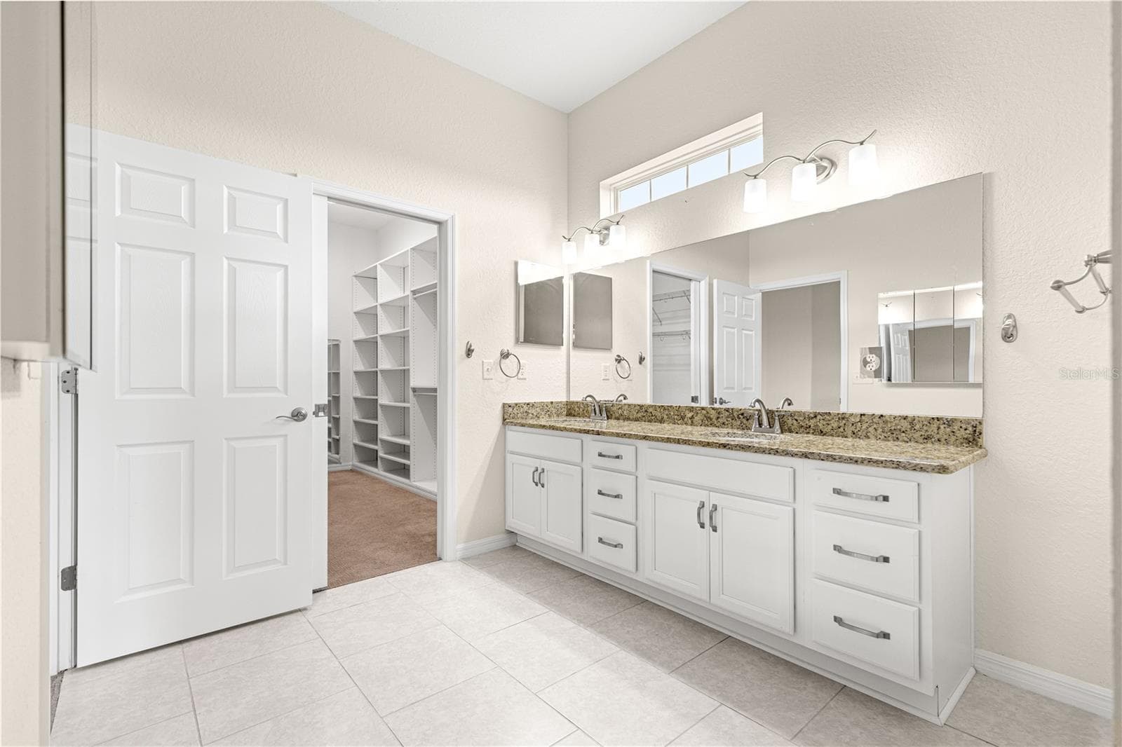 Single Family Residence at 17306 SE 112TH CT RD, SUMMERFIELD, photo 24 of 42