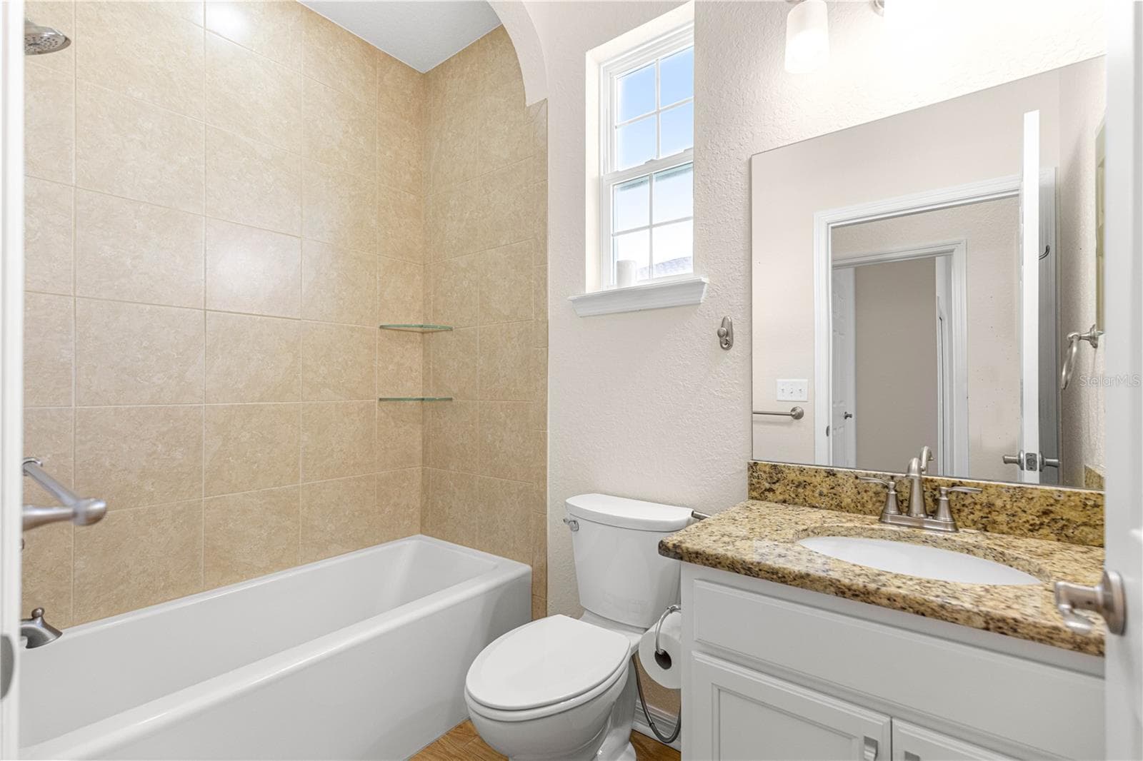Single Family Residence at 17306 SE 112TH CT RD, SUMMERFIELD, photo 25 of 42