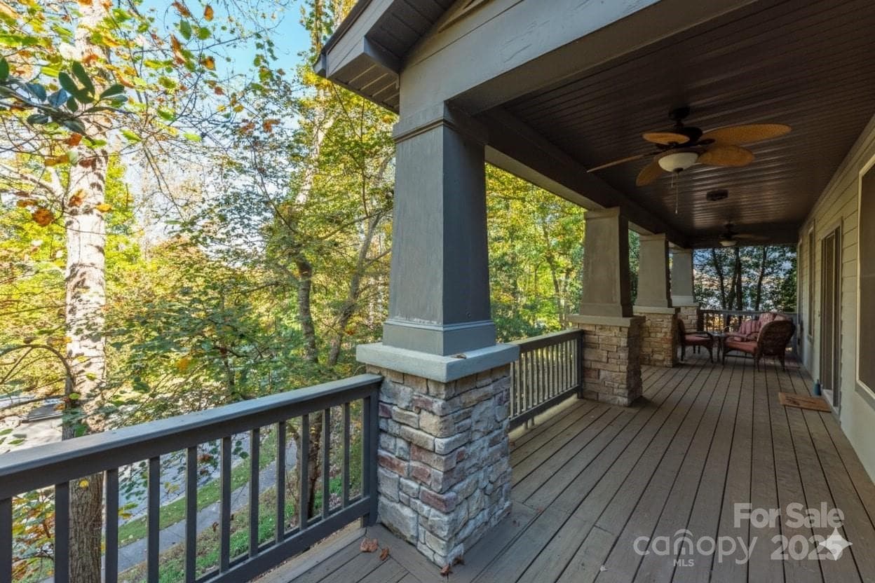 Single Family Residence at 4 Yellow Owl Court, Biltmore Lake, photo 7 of 48