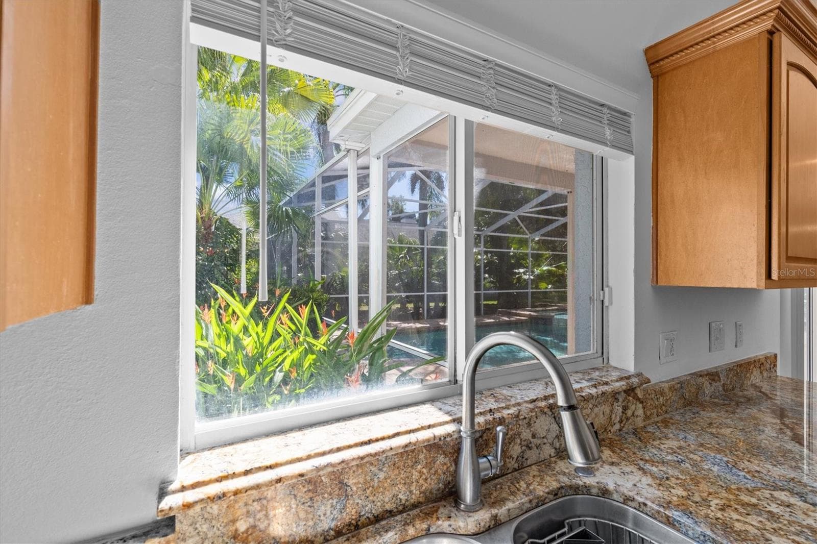 Single Family Residence at 2328 WARWICK DR, OLDSMAR, photo 23 of 70