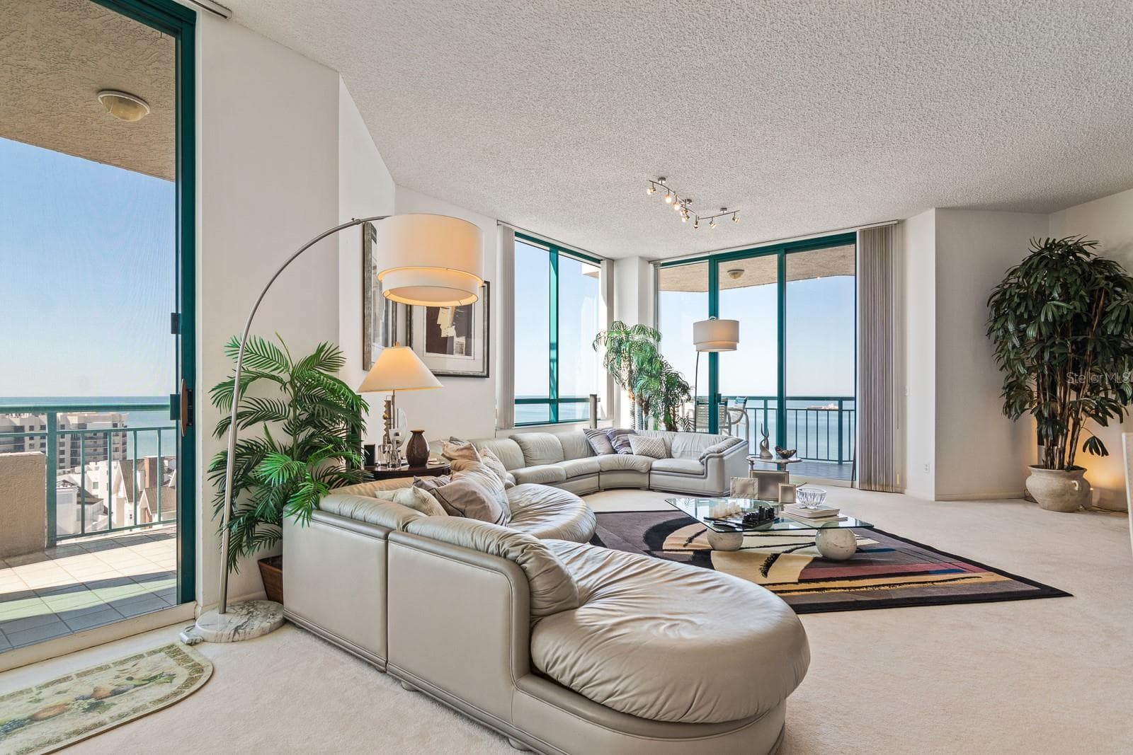 Family Room - 1560 GULF BLVD #1507, CLEARWATER BEACH