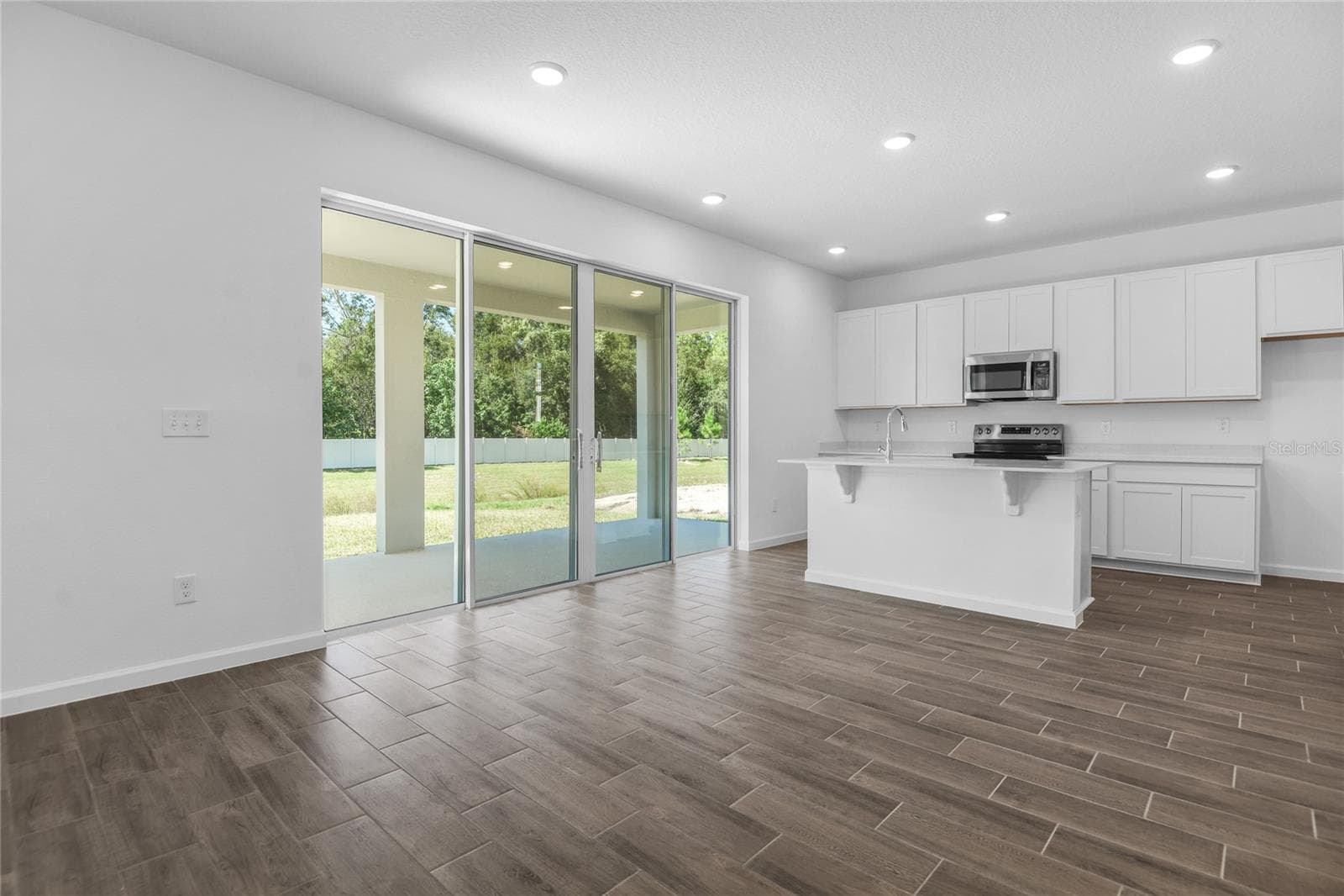 Single Family Residence at 6154 SW 64TH TER, OCALA, photo 8 of 27