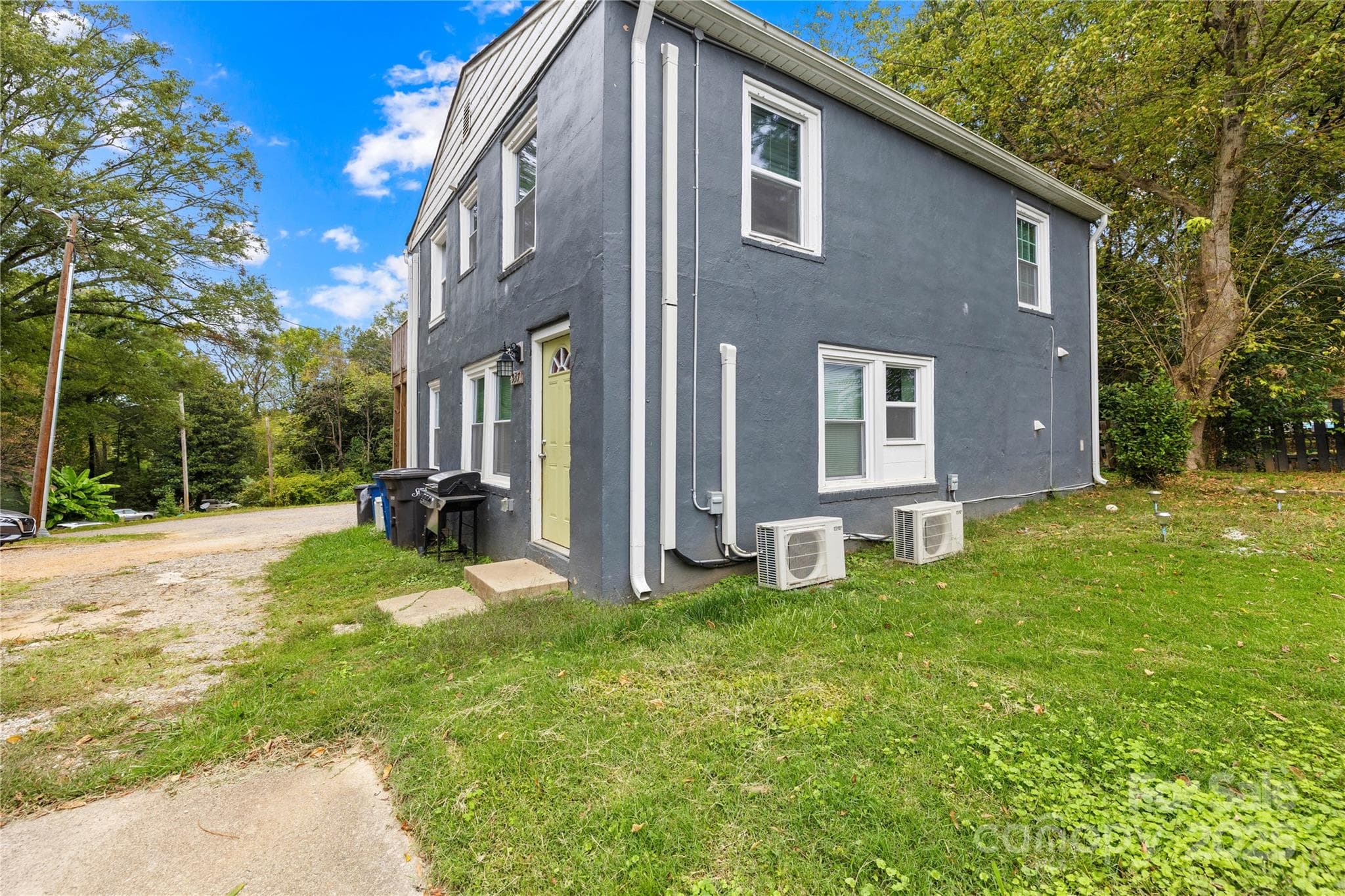 Duplex at Statesville, photo 4 of 7