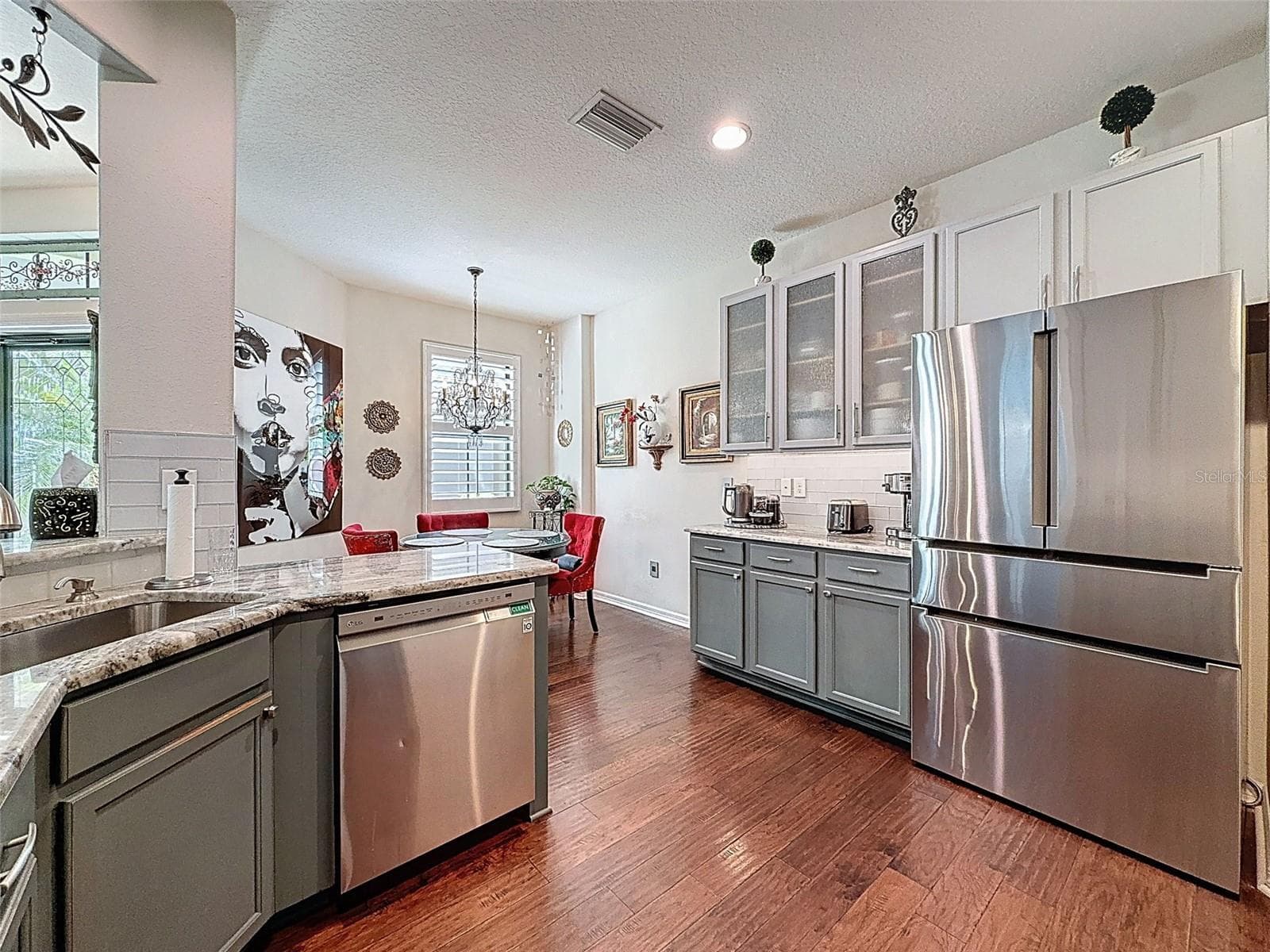 Kitchen - 2539 SILVERBACK CT, PALM HARBOR