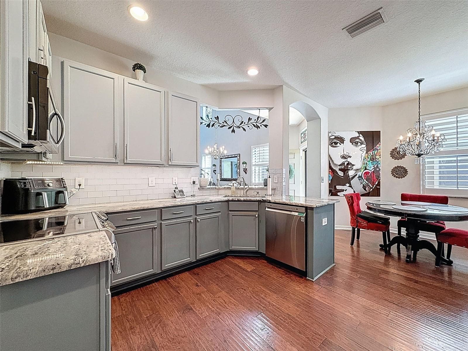 Kitchen - 2539 SILVERBACK CT, PALM HARBOR