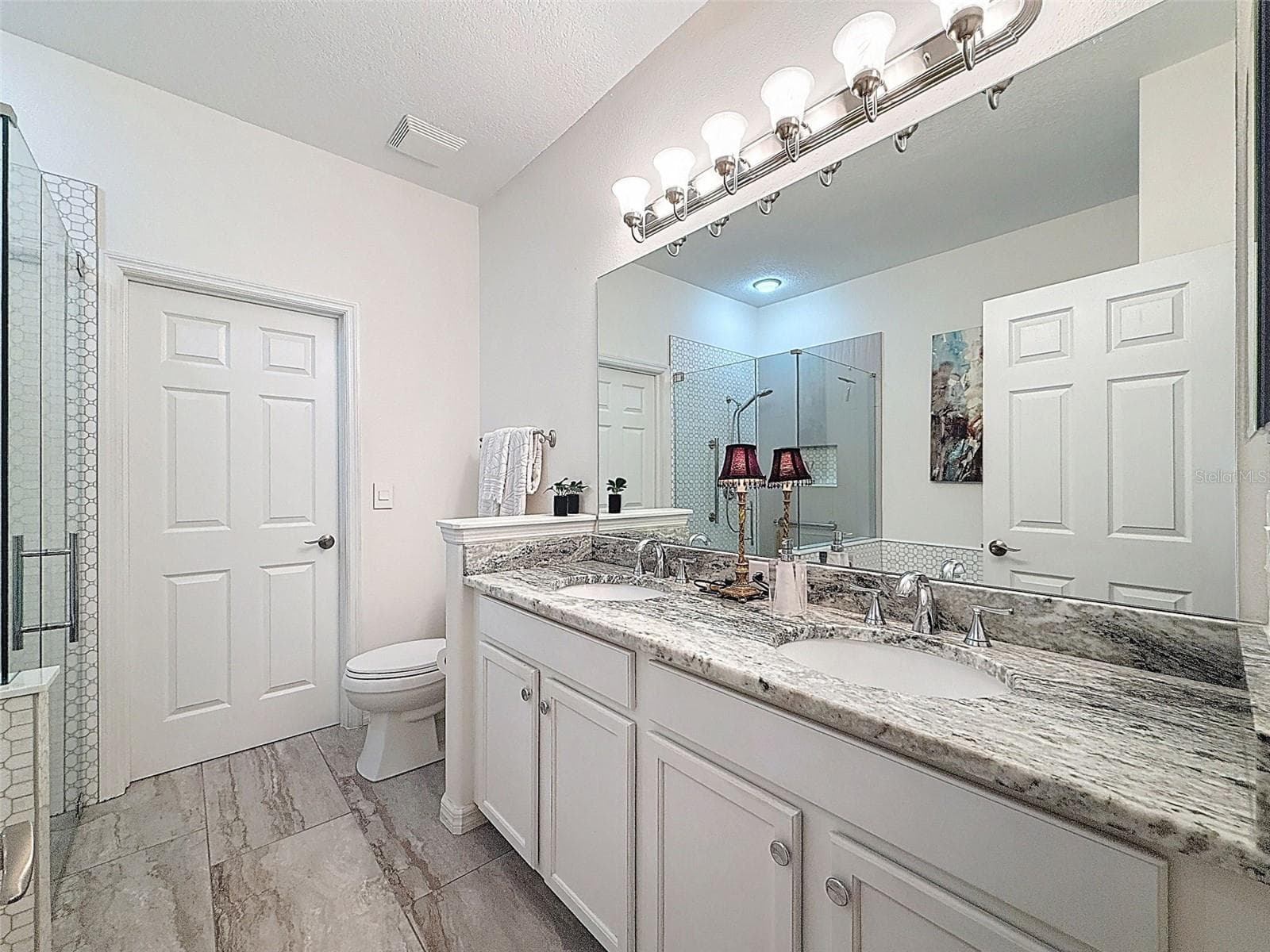 Upstairs bathroom - 2539 SILVERBACK CT, PALM HARBOR