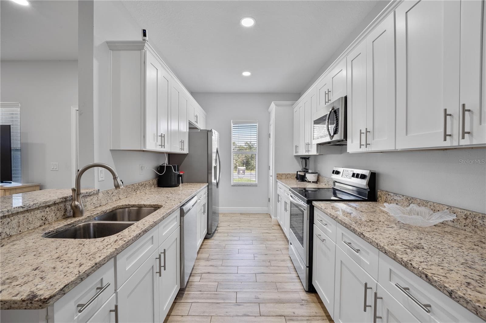 KITCHEN - 3842 PHILLIPS RD, LAKE WALES