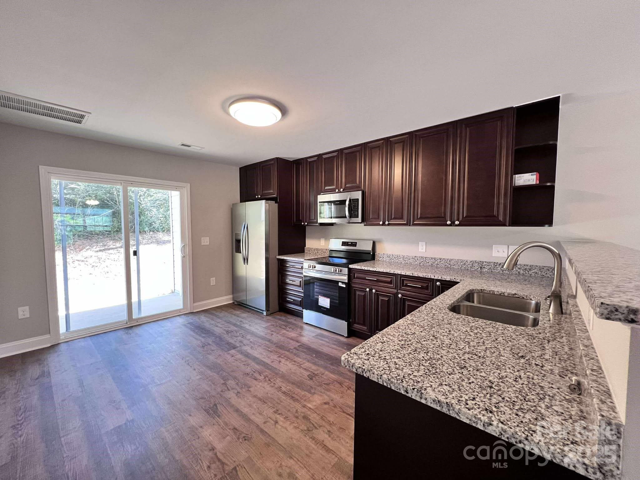 Portfolio at Albemarle, photo 4 of 7