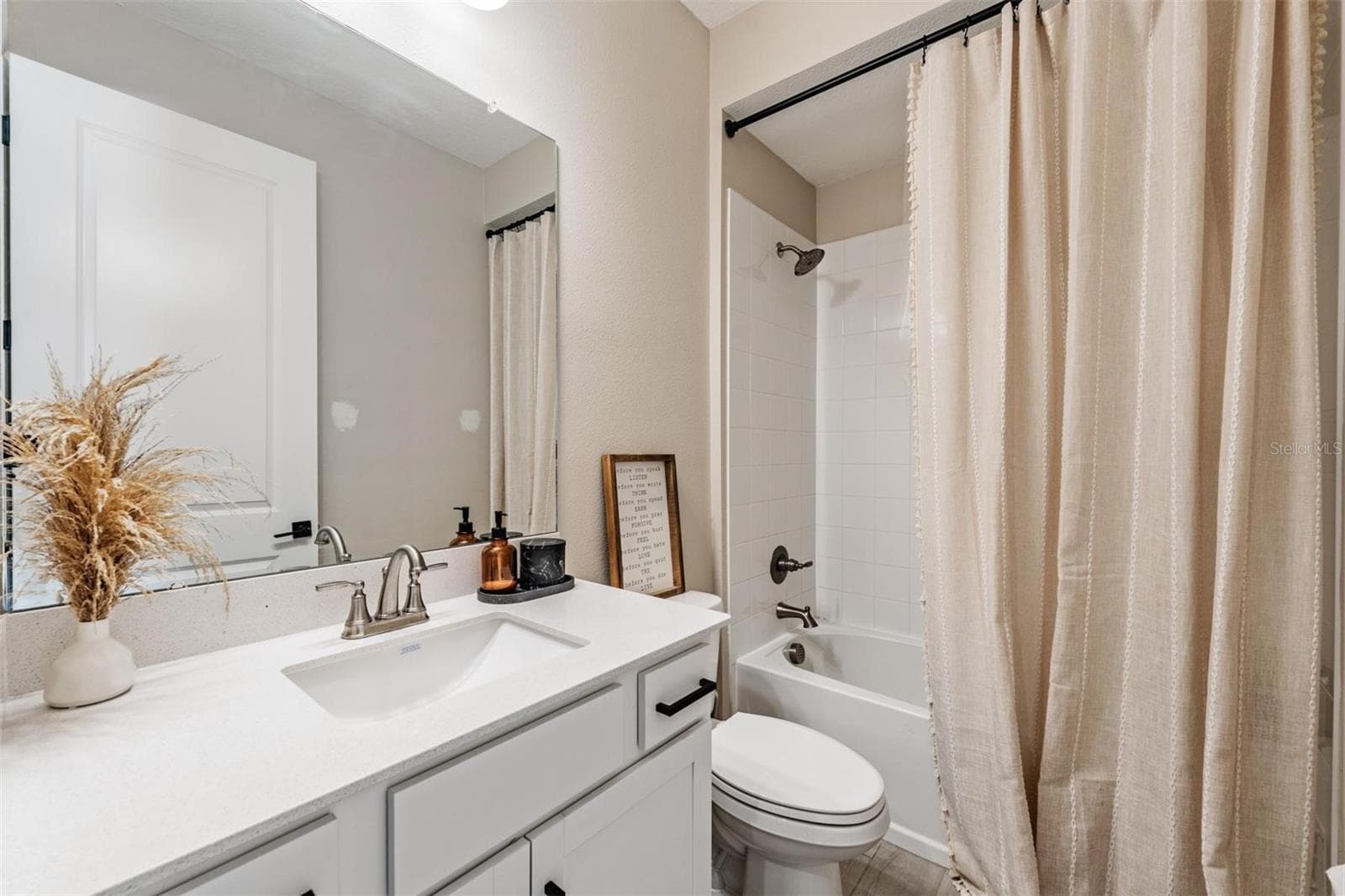 Single Family Residence at 6276 GOLDEN BEACH DR, APOLLO BEACH, photo 15 of 44