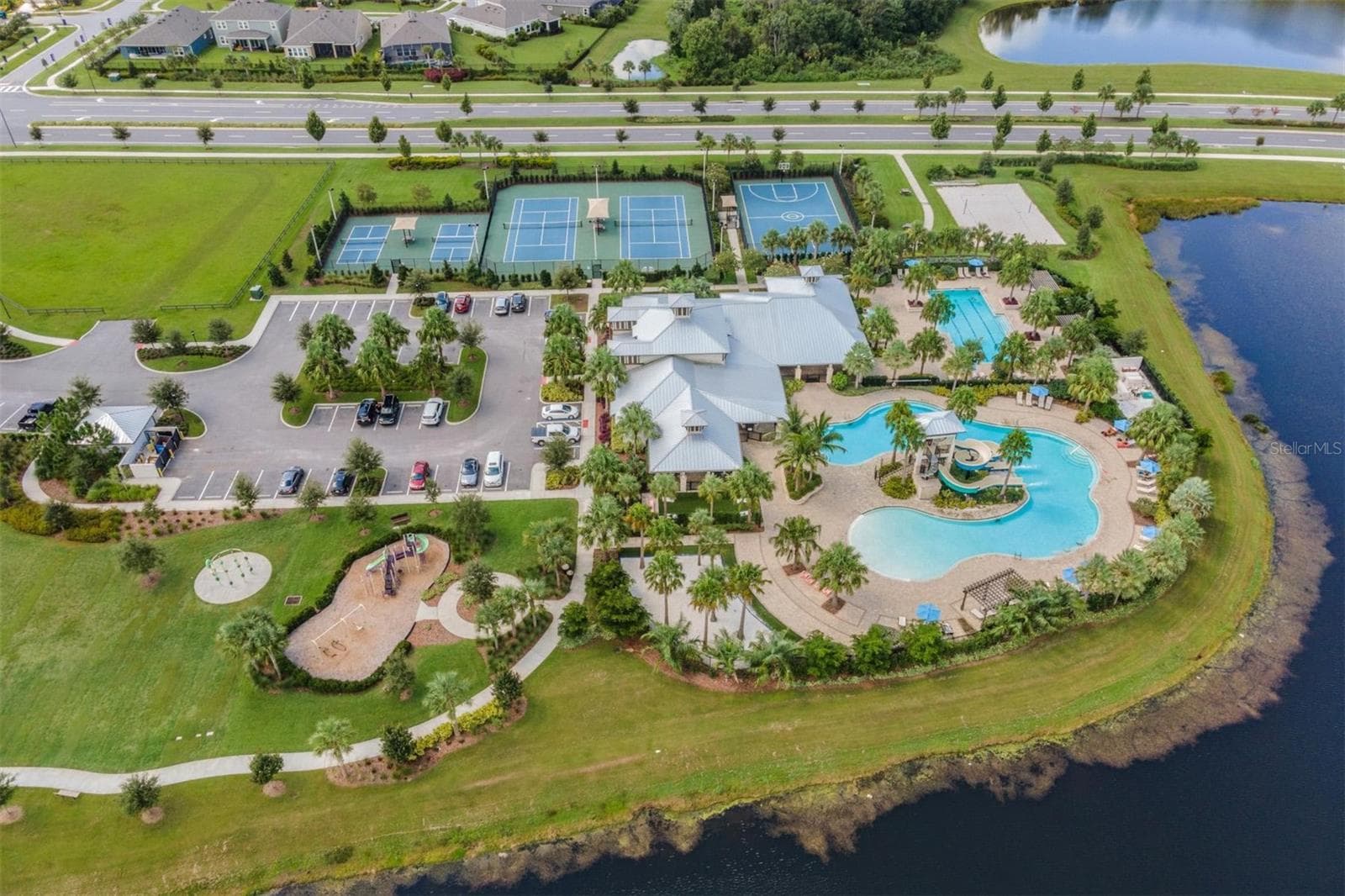 Single Family Residence at 6276 GOLDEN BEACH DR, APOLLO BEACH, photo 37 of 44